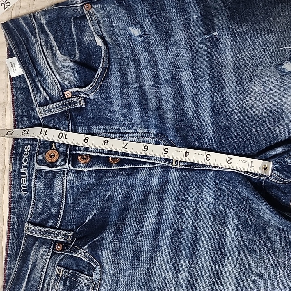 Maurices boyfriend jeans - Picture 5 of 10